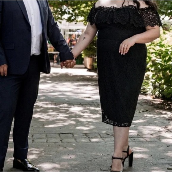 CITY Chic Ivory Lace Flourish off the shoulder Cocktail Dress plus size XL‎ 22 - Picture 4 of 6